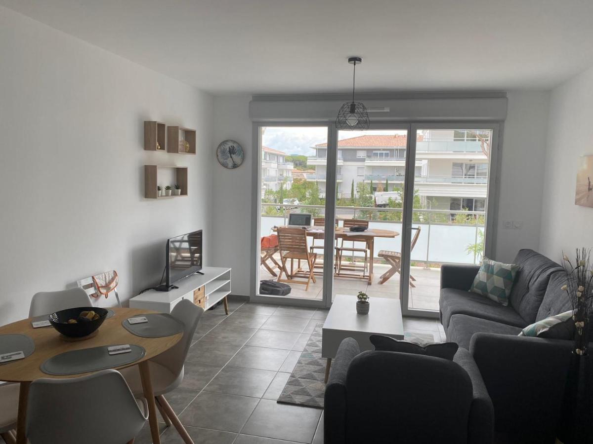 Appartement Neuf Moderne Avec Piscine Puget-sur Argens Exterior foto
